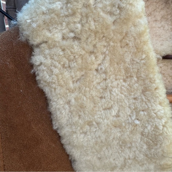 Shearling Coat and Hat - Size 12 - Picture 6 of 16